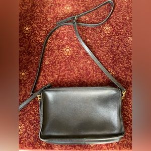 Vintage Coach Basic Leather Bag